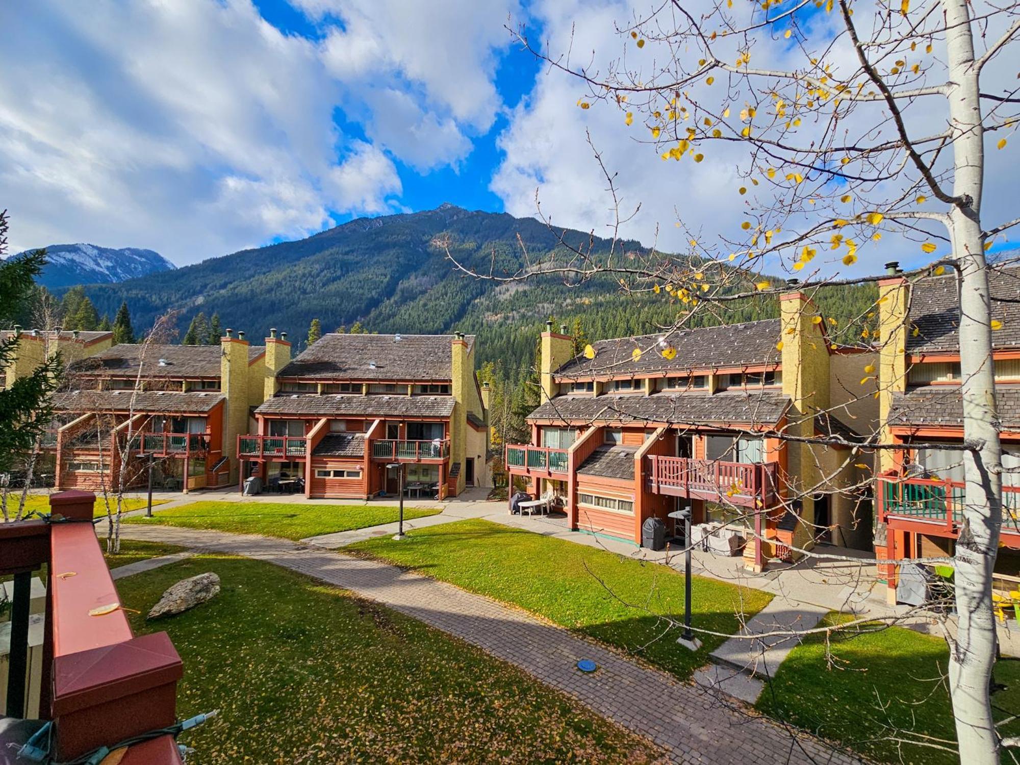 Horsethief Lodge By Stayin Panorama Exterior photo